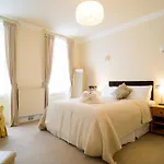 Beautiful Georgian 2 Bedroom Flat
